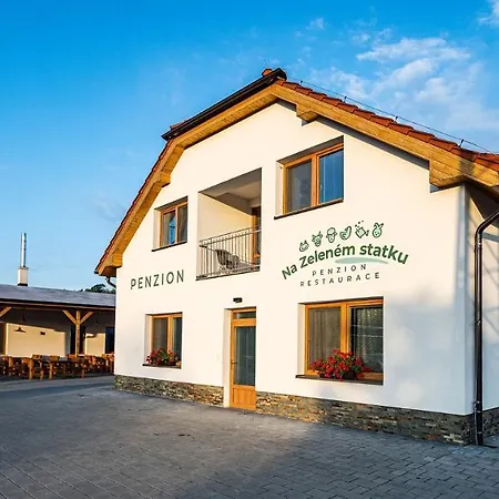 Guest house Na Zelenem Statku 4*
