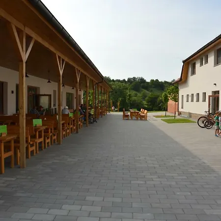 Na Zelenem Statku Rasovice (South Moravian)
