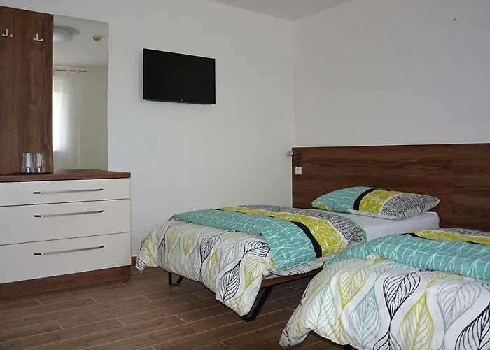 Na Zelenem Statku 3*